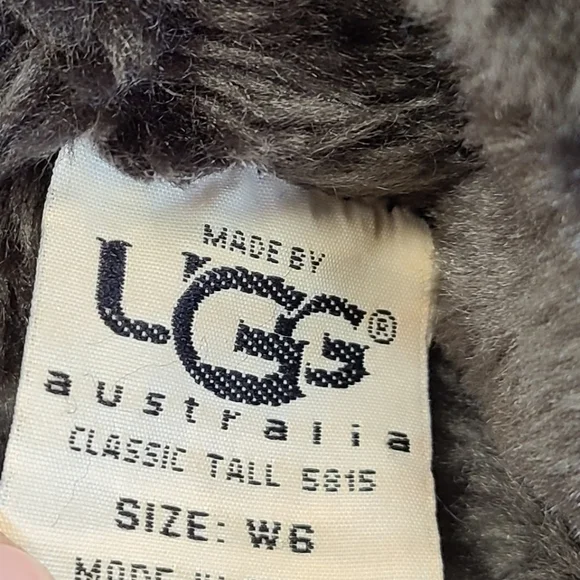 UGG Chocolate Classic Tall Boots size 6 - Picture 6 of 6